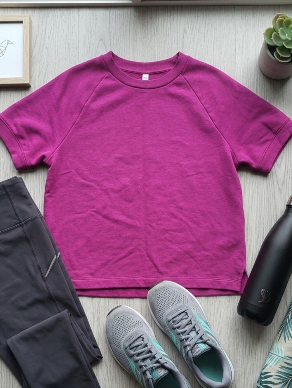 PINK Victoria's Secret Deep Magenta Crew Sweatshirt